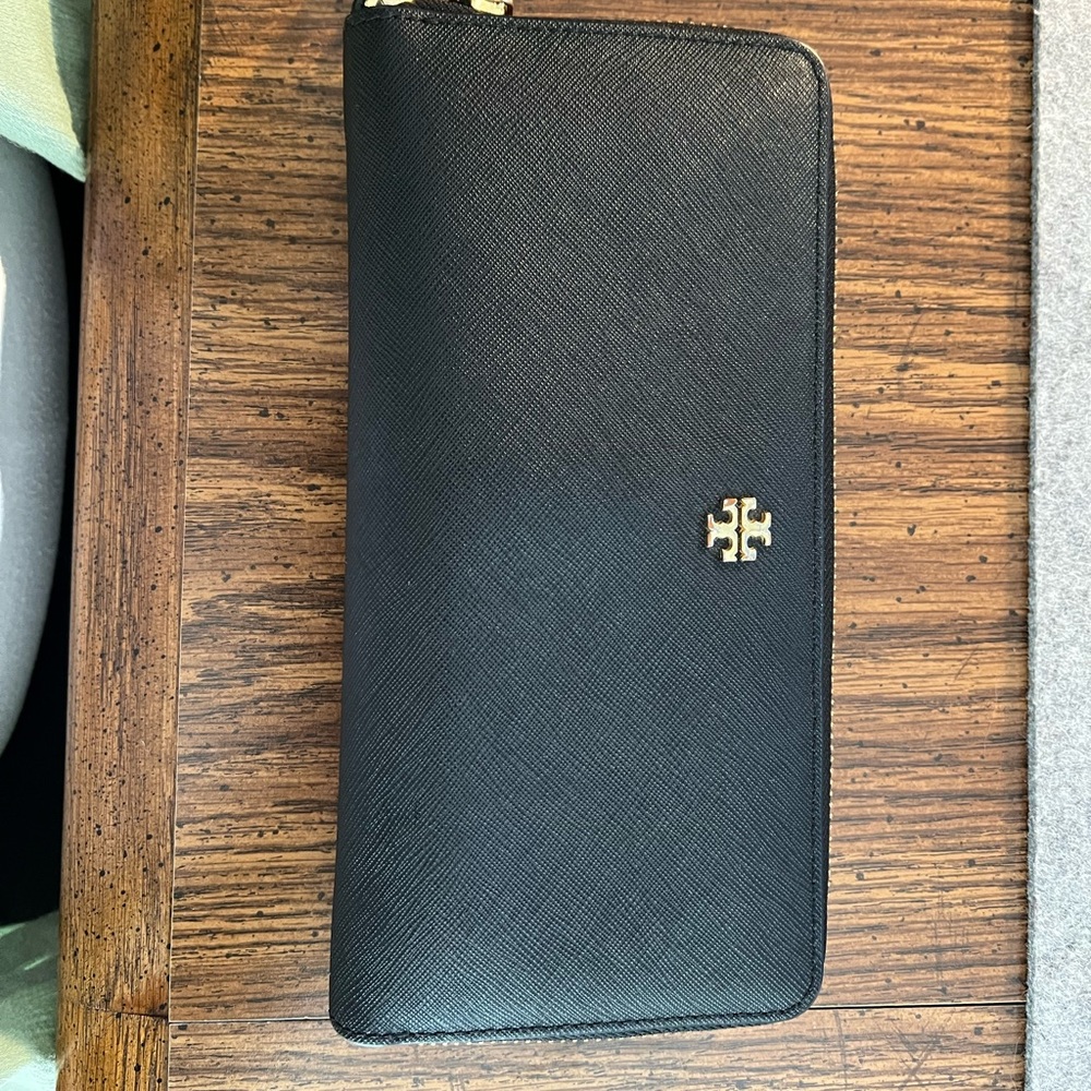 Tory Burch Continental Wallet